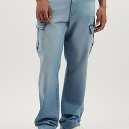 United Colors of Benetton Men Relaxed Fit Mid-Rise Light Fade Cargo Jeans-picture-1