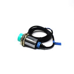 Hanyoung Nux UP30RLD-15NA Non-Shielded 15mm Inductive Proximity Sensor image 2