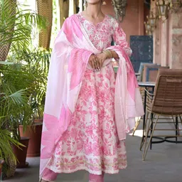 KOTHOTYA Women Floral Printed Regular Mirror Work Kurta with Trousers & With Dupatta image 5