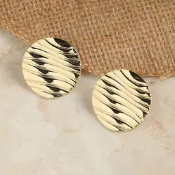 DressBerry Gold-Plated Circular Shaped Studs-11