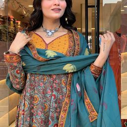 DIVASTRI Women Ethnic Motifs Printed Regular Kurta with Trousers & With Dupatta image 4