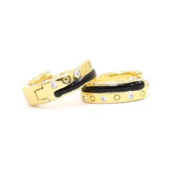 VAGHBHATT Circular Studs Earrings image 3