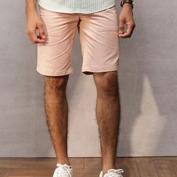 Uncluttered Closet Men High-Rise Outdoor Chino Shorts-picture-11