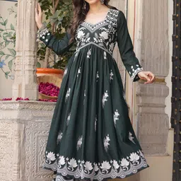 Sitaram Designer Women Ethnic Motifs Embroidered Regular Thread Work Pure Cotton Kurta with Sharara-33