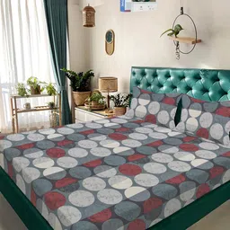 KLOTTHE Grey & Red Geometric 300 TC King Bedsheet with 2 Pillow Covers-19