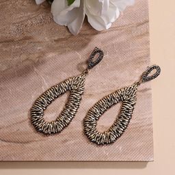 DressBerry Gold-Plated Teardrop Shaped Drop Earrings-7