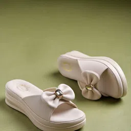 Shoetopia Girls Platform Sandals with Bows-picture-18