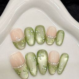 StyleCast x Revolte Set Of 10 Artificial Reusable Nail Extension- Green-3