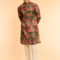 Diwas by Manyavar Abstract Printed Mandarin Collar Straight Kurta With Pyjamas-image-18