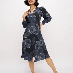DressBerry Women V-Neck Floral Print Tie-Ups Wrap Dress-picture-19