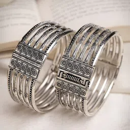 Anouk Women Set of 2 Silver-Toned German Silver Oxidised Kada Bangles-9