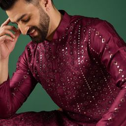 Anouk Men Geometric Mirror Work Kurta image 4