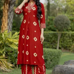 MITTOO Ethnic Motifs Printed Pleated V-Neck A-Line Kurta With Palazzo-picture-51