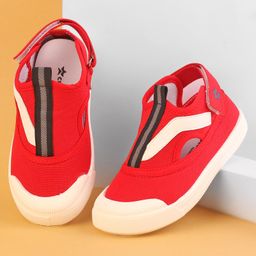 Cute Walk by Babyhug Casual Shoes with Velcro Closure - Red-image-17