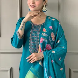 Moda Rapido Women Floral Printed Regular Kurta with Trousers & With Dupatta-9