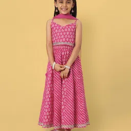 nautinati Nauti Nati Pure Cotton Sleeveless Abstract Printed Lace Embellished Lehenga Choli With Dupatta - Pink-picture-12