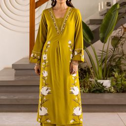 DIVASTRI Women Floral Printed Beads and Stones Kurta with Palazzos-image-11