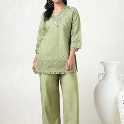 SochEmbroidered Tunic With Trousers Co-Ord-image-22