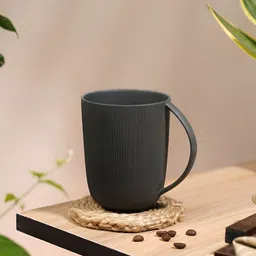 Vola Global LLP Black Porcelain Core Set of Cups and Mugs-41