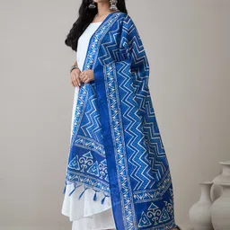 InWeave Women Regular Kurta with Palazzos & With Dupatta-picture-28