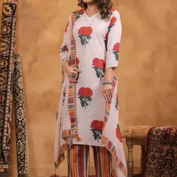 Span Women Floral Printed Regular Kurta with Trousers & With Dupatta image 2