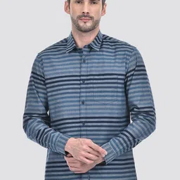 Numero Uno Men Spread Collar Striped Cotton Slim Fit Casual Shirt-image-30