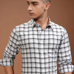 HIGHLANDER Men Slim Fit Spread Collar Grid Tattersall Checked Cotton Casual Shirt-picture-23