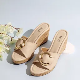 Inc 5 Party Wedge Sandals with Bows-8