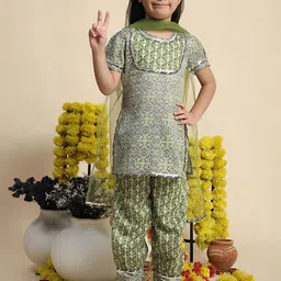 Cutiekins Girls Ethnic Motifs Printed Empire Kurta with Salwar & With Dupatta-picture-8