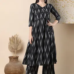 FASHOR Ikat Woven-Design Cotton V-Neck Tunic With Palazzos Co-Ords-picture-51