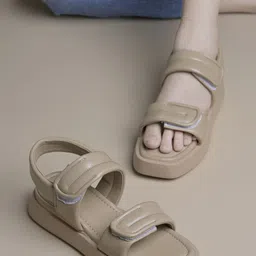 shoetopia Women Sports Sandal-picture-39