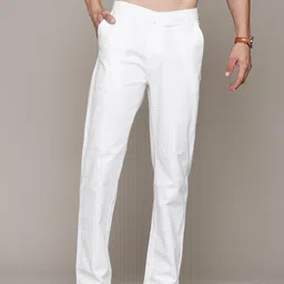 Roadster Men Relaxed Loose Fit Chinos-image-86
