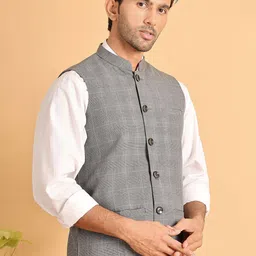 Jompers Men Checked Pure Cotton Nehru Jacket-36