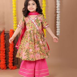 Kinder Kids Three Fourth Sleeves Floral Printed & Lace Embellished Kurta With Sharara & Dupatta - Green & Pink-image-117