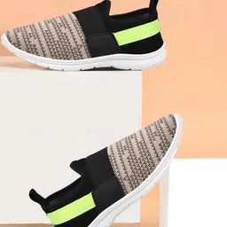 SPRENGE Boys Striped Slip-On Sneakers-image-37