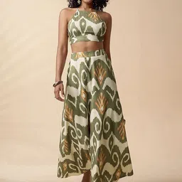 LULU & SKY Printed Square Neck Crop-Top With A-Line Maxi Skirt Co-Ords-picture-4