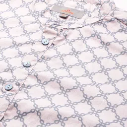 anouk Geometric Printed Kurta with Trousers And Nehru Jacket Set image 3