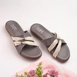 KARADDI Women Open Toe Flats-33