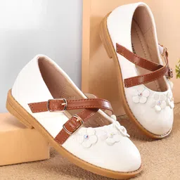 Cute Walk by Babyhug Ballerinas with Velcro Closure Floral Applique - White-picture-3