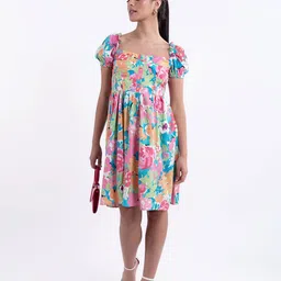 Stylecast X Hersheinbox Printed Puff Sleeve Smocked Dress-image-78