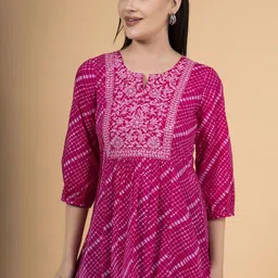 Saffron Threads Lehriya Printed Notch Neck Thread Work Pure Cotton Kurtis-picture-11