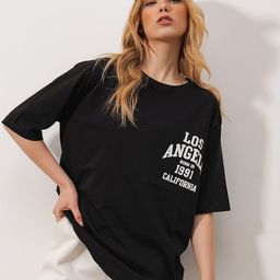 Trend Alacati stili Women Typography Printed V-Neck Extended Sleeves Applique T-shirt-image-45