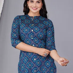 Handish Print Top-picture-12
