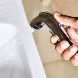 D&B BATHWARE ABS Chrome Finish Health Faucet with 1 m Hose and Holder, DB-TLTHF6613 image 2