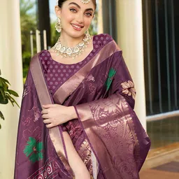 KAYOMMI Digital Floral Zari Pure Crepe Baluchari Saree-image-26