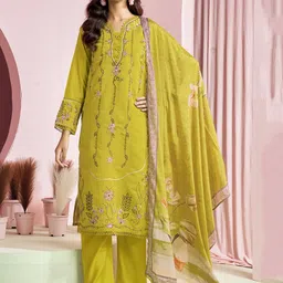 RAGHVENDRA TEXTILES Floral V-Neck Chanderi Silk Straight Kurta With Trousers & Dupatta-picture-4