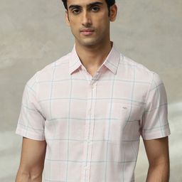 Mufti Men Slim Fit Spread Collar Checked Cotton Casual Shirt-picture-5