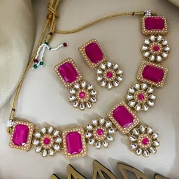 Zeviel Gold-Plated Artificial Stones Studded & Beaded Choker Jewellery Set-picture-20