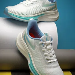 Action Men Mesh Running Non-Marking Shoes-10