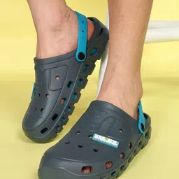 Paragon Men Self Design Rubber Clogs image 3